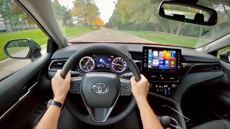 Có nên trang bị hệ thống Adaptive Cruise Control cho xe ô tô?