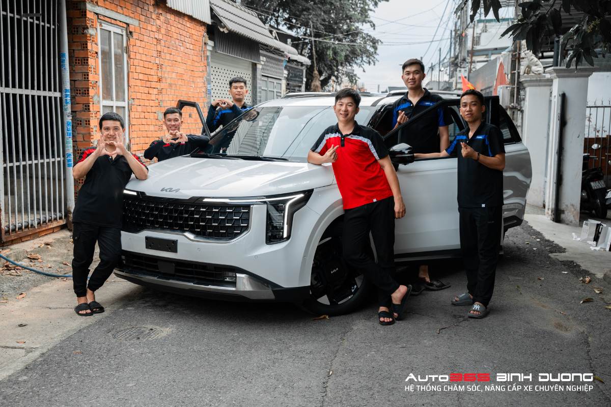 Bọc Trần Da Lộn Kia Carnival Kết Hợp Trần Sao Rơi Độc Đáo - Auto365 Bình Dương Thi công bọc trần da lộn KIA Carnival chuyên nghiệp cùng nhiều ưu đãi