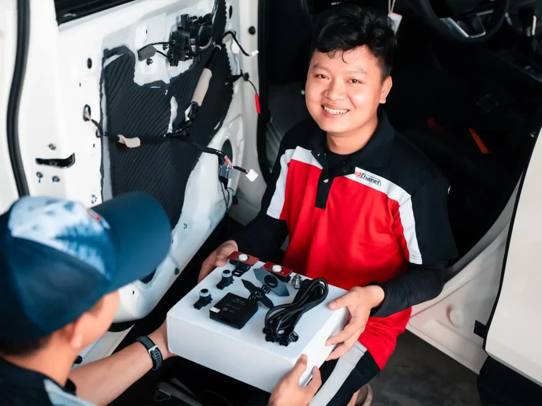 Honda CR-V 2025 Lên Combo Camera 360 & Cảm Biến Va Chạm