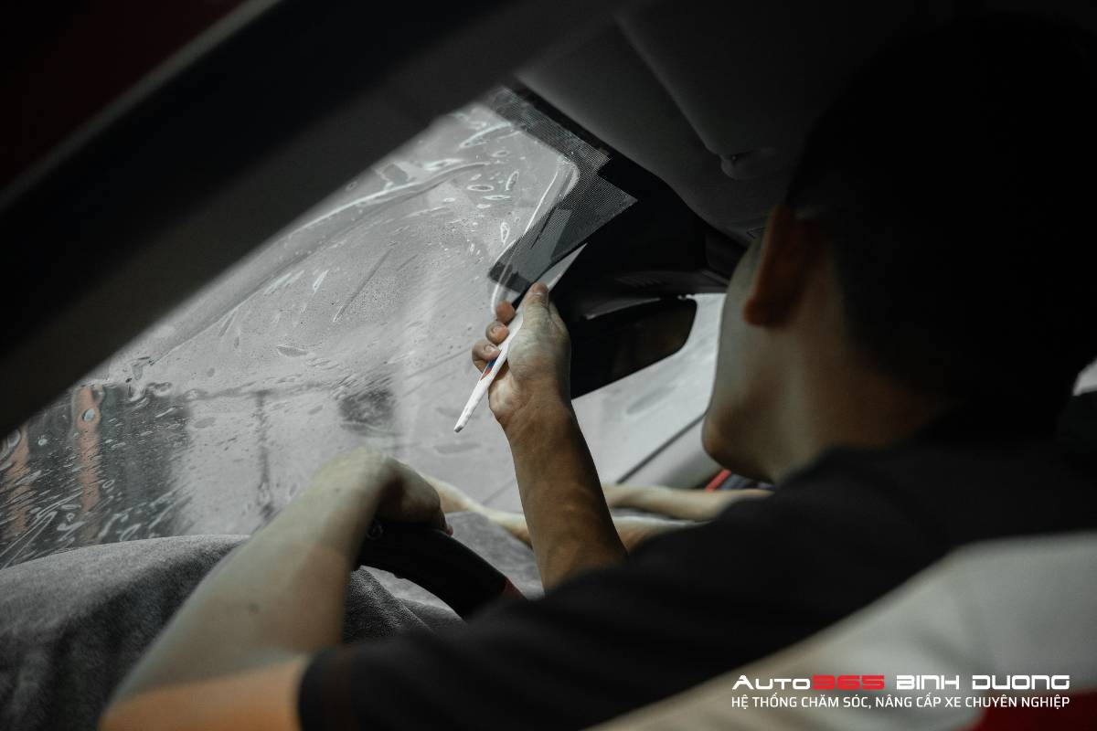 Dán Phim Cách Nhiệt Mazda 3 Chống Nóng Thương Hiệu 3M - Auto365 Bình Dương Phim cách nhiệt 3M cho Mazda 3 đa dạng gói cho khách hàng lựa chọn