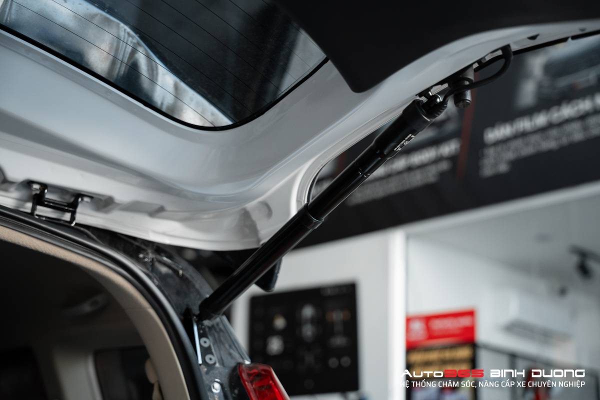 Độ Cốp Điện Suzuki Xl7 Tự Động &Quot;Nâng Tầm&Quot; Tiện Nghi - Auto365 Bình Dương Cốp điện thông minh Dr. Door cho Suzuki XL7 tích hợp cảm biến chống kẹt, tự động dừng khi có vật cản