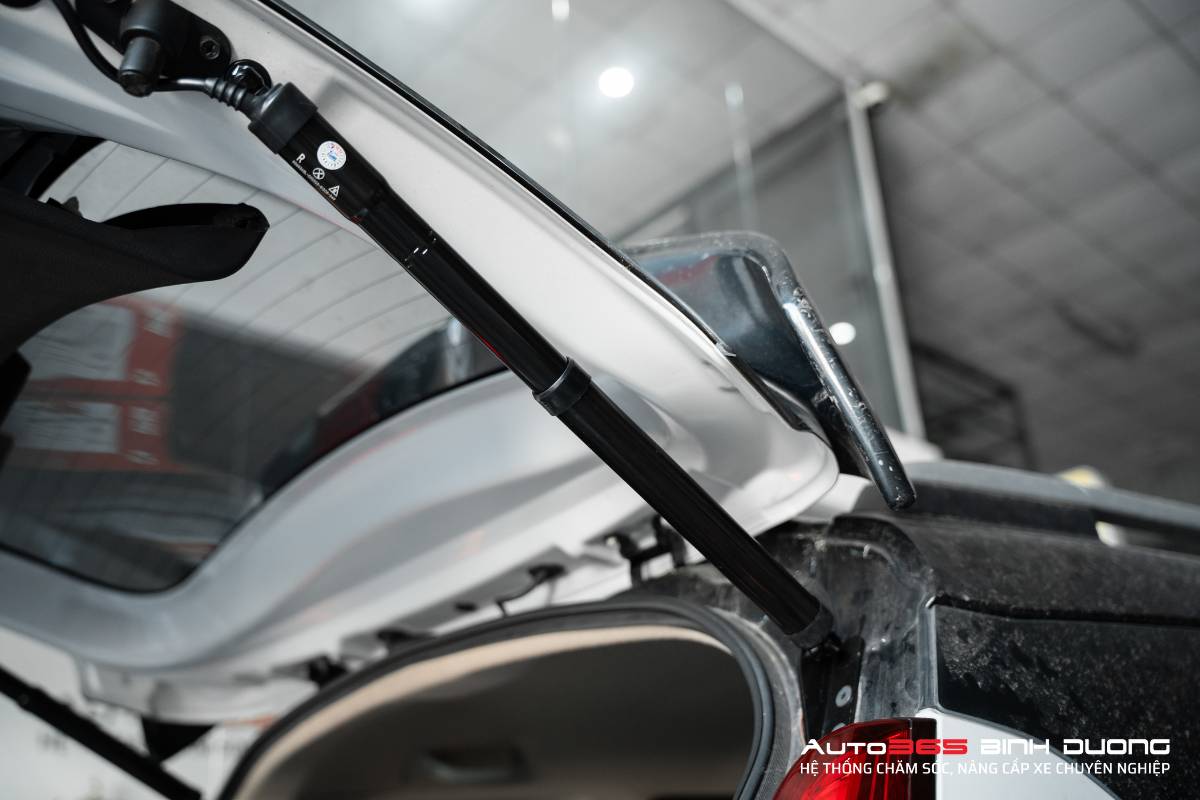 Độ Cốp Điện Suzuki Xl7 Tự Động &Quot;Nâng Tầm&Quot; Tiện Nghi - Auto365 Bình Dương Lắp cốp điện Suzuki XL7 nhận ưu đãi và miễn phí kiểm tra bảo dưỡng