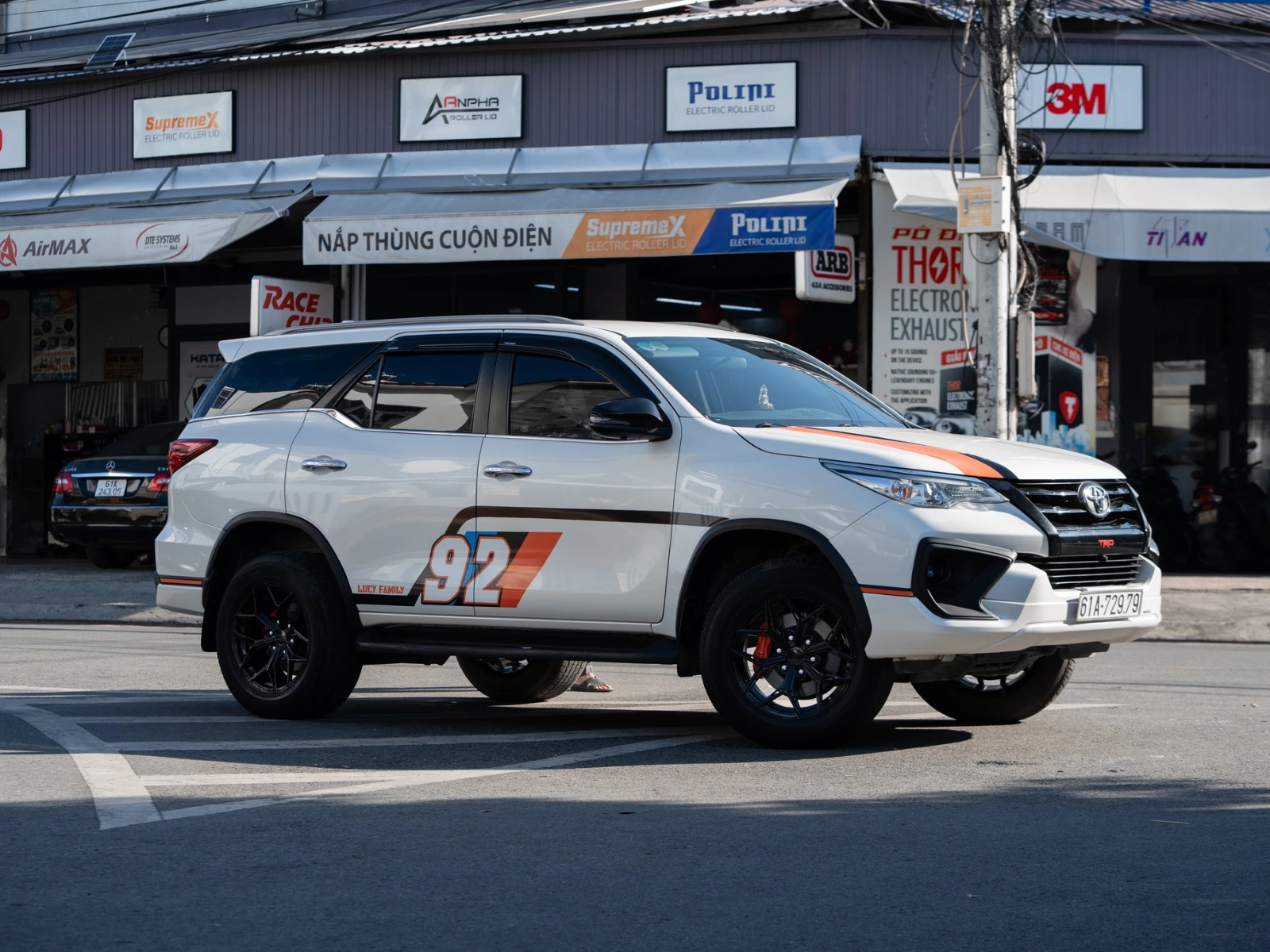 Toyota Fortuner Lột Xác Với Dàn Chân S1 Project: Hoàn Thiện Chất Thể Thao Từ Cái Nhìn Đầu Tiên - Auto365 Bình Dương toyota fordtuner nâng cấp dàn chân