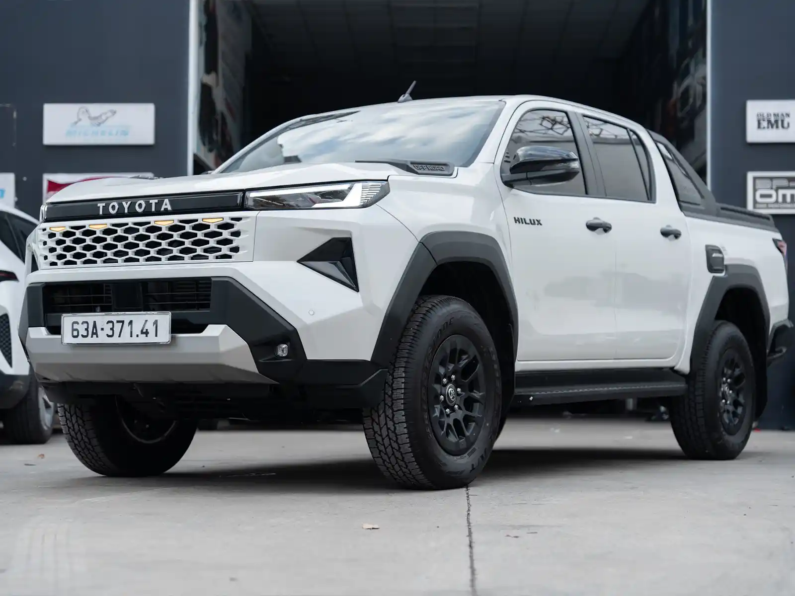 Toyota Hilux 2026 &Quot;Lột Xác&Quot;: Combo Nâng Cấp Đáng Đầu Tư - Khẳng Định &Quot;Chất&Quot; Bán Tải Hiện Đại - Auto365 Bình Dương Toyota Hilux 2026 "Lột Xác": Combo Nâng Cấp Đáng Đầu Tư Chuẩn Phong Cách Bán Tải Hiện Đại