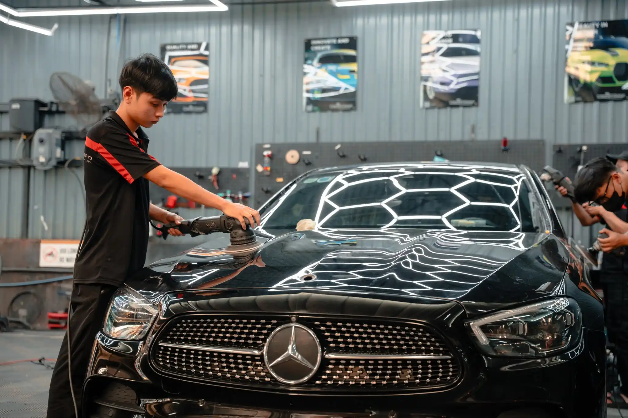 Mercedes E300 Dán Ppf Teckwrap: Nâng Tầm Diện Mạo – Giữ Trọn Vẻ Sang Trọng Theo Thời Gian - Auto365 Bình Dương mec dan ppf teckwrap 2
