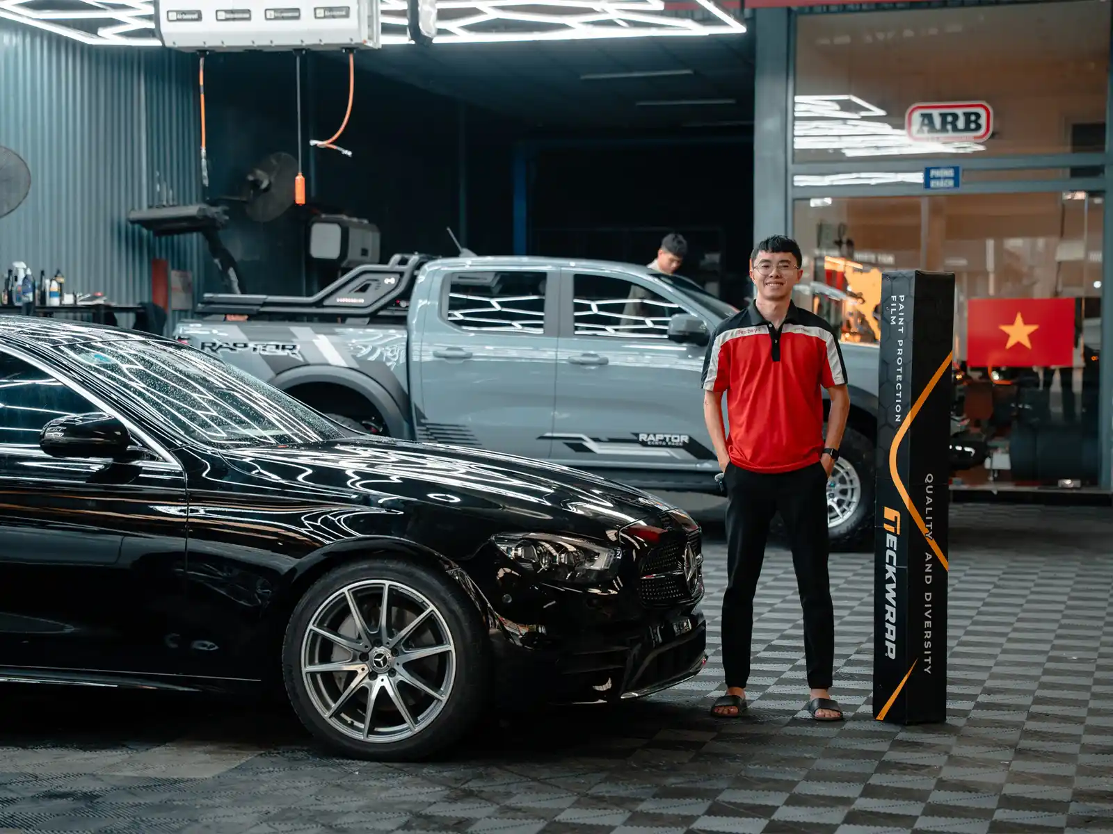 Mercedes E300 Dán Ppf Teckwrap: Nâng Tầm Diện Mạo – Giữ Trọn Vẻ Sang Trọng Theo Thời Gian - Auto365 Bình Dương mec e300 dán ppf teckwrap