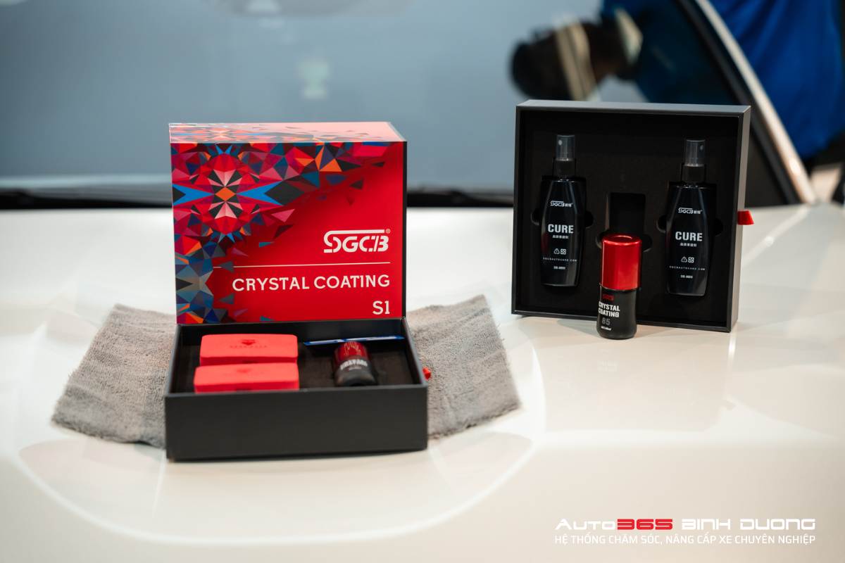 Phủ Ceramic Cho Toyota Land Cruiser Từ Thương Hiệu Sgcb - Auto365 Bình Dương Bộ sản phẩm Ceramic Crystal Coating S1 SGCB cho Toyota Land Cruiser