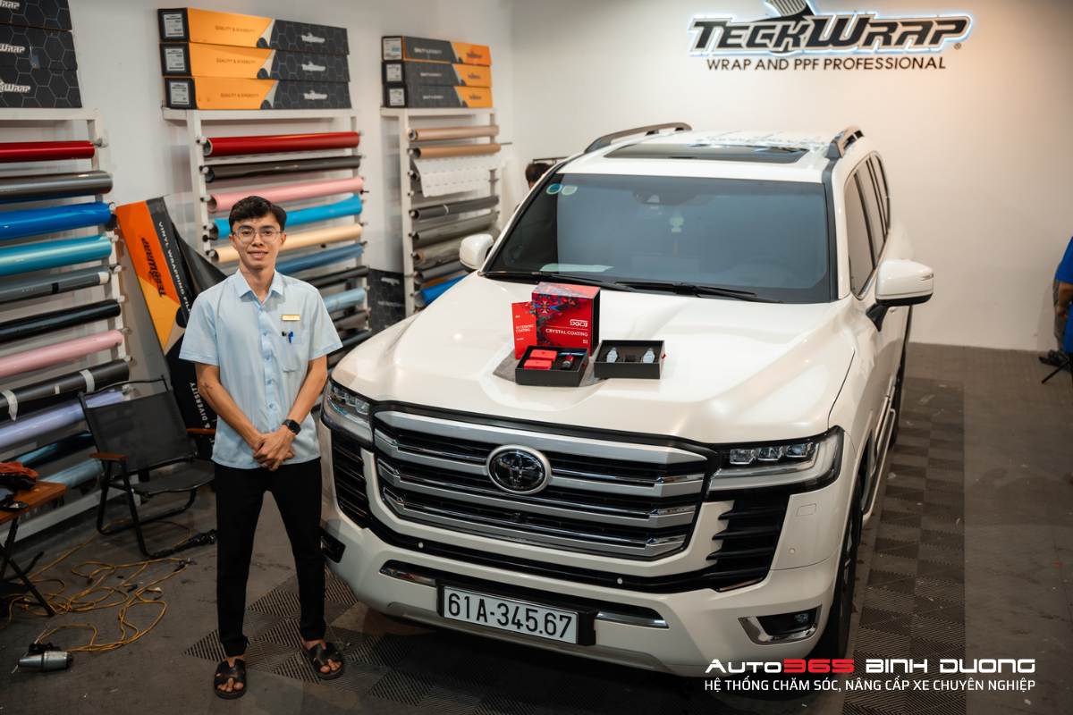 Phủ Ceramic Cho Toyota Land Cruiser Từ Thương Hiệu Sgcb - Auto365 Bình Dương Auto365 Bình Dương là địa chỉ phủ Ceramic cho Toyota Land Cruiser chính hãng SGCB giá tốt