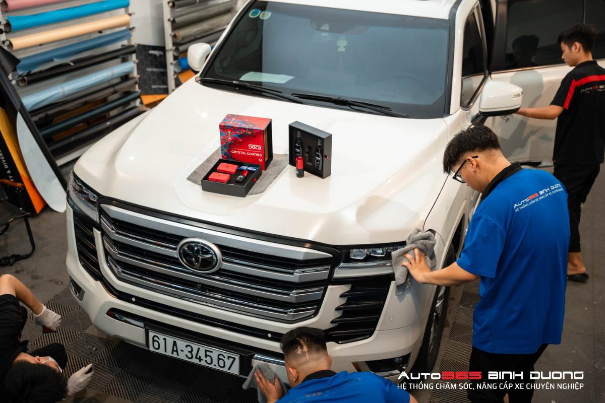 Phủ Ceramic Cho Toyota Land Cruiser Từ Thương Hiệu Sgcb - Auto365 Bình Dương Thi công phủ Ceramic cho Toyota Land Cruiser mang đến nhiều lợi ích cho chủ xe