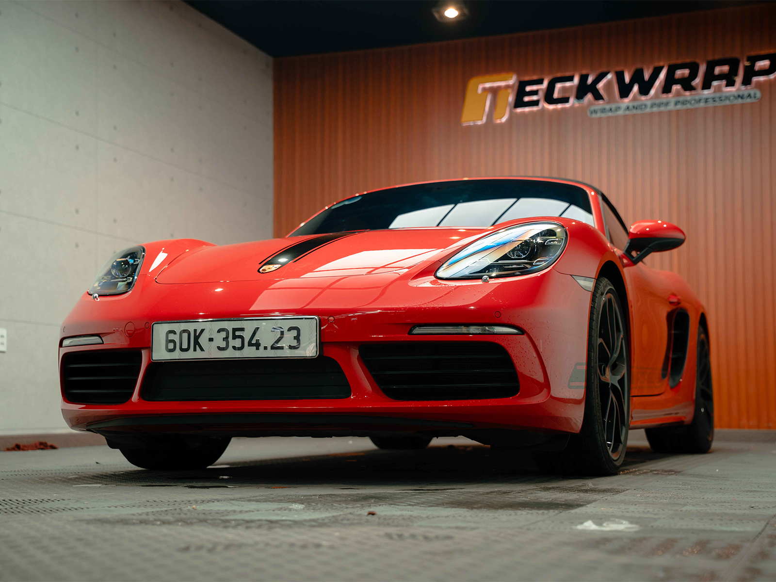 Porsche 718 Boxster Dán Phim Cách Nhiệt 3M – Tôn Vinh Đẳng Cấp, Khẳng Định Sự Khác Biệt Tại Auto365 Bình Dương - Auto365 Bình Dương porsche dan 3m