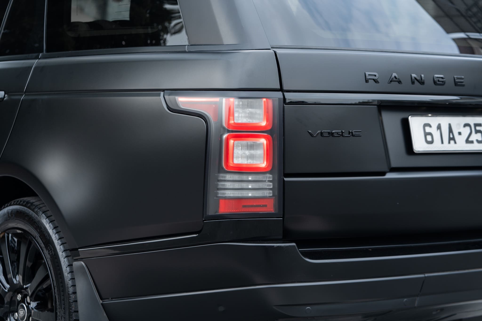 Ppf Teckwrap M75 Black Matte – Tuyệt Phẩm Đen Mờ Đẳng Cấp Cho Xế Yêu - Auto365 Bình Dương range rover dan ppf m75 3