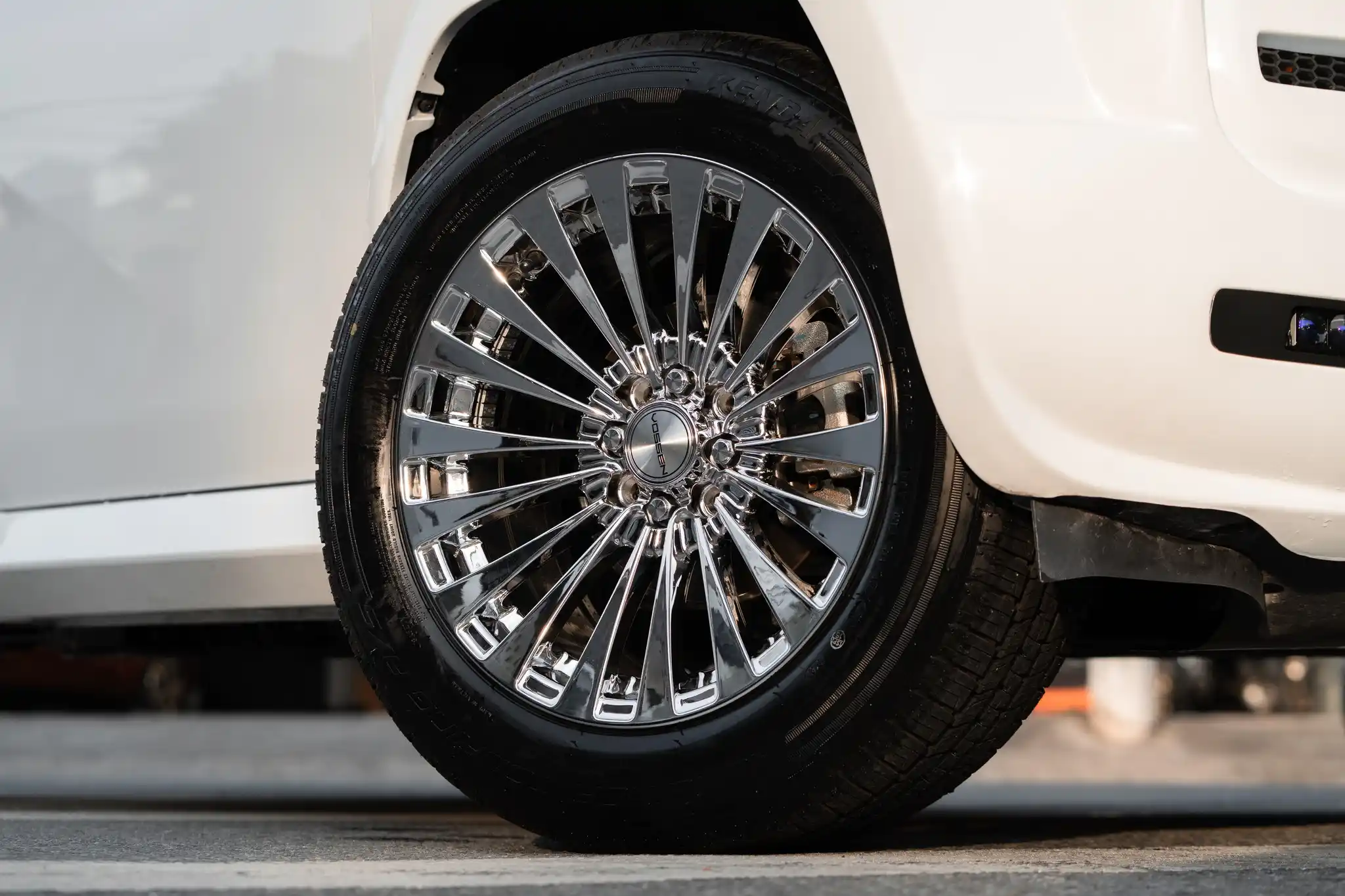 Vinfast Vf3 Độ Mâm Vossen: Diện Mạo Khai Xuân, Chiếm Trọn Spotlight Tết 2026 - Auto365 Bình Dương vf3 len mam vossen 2