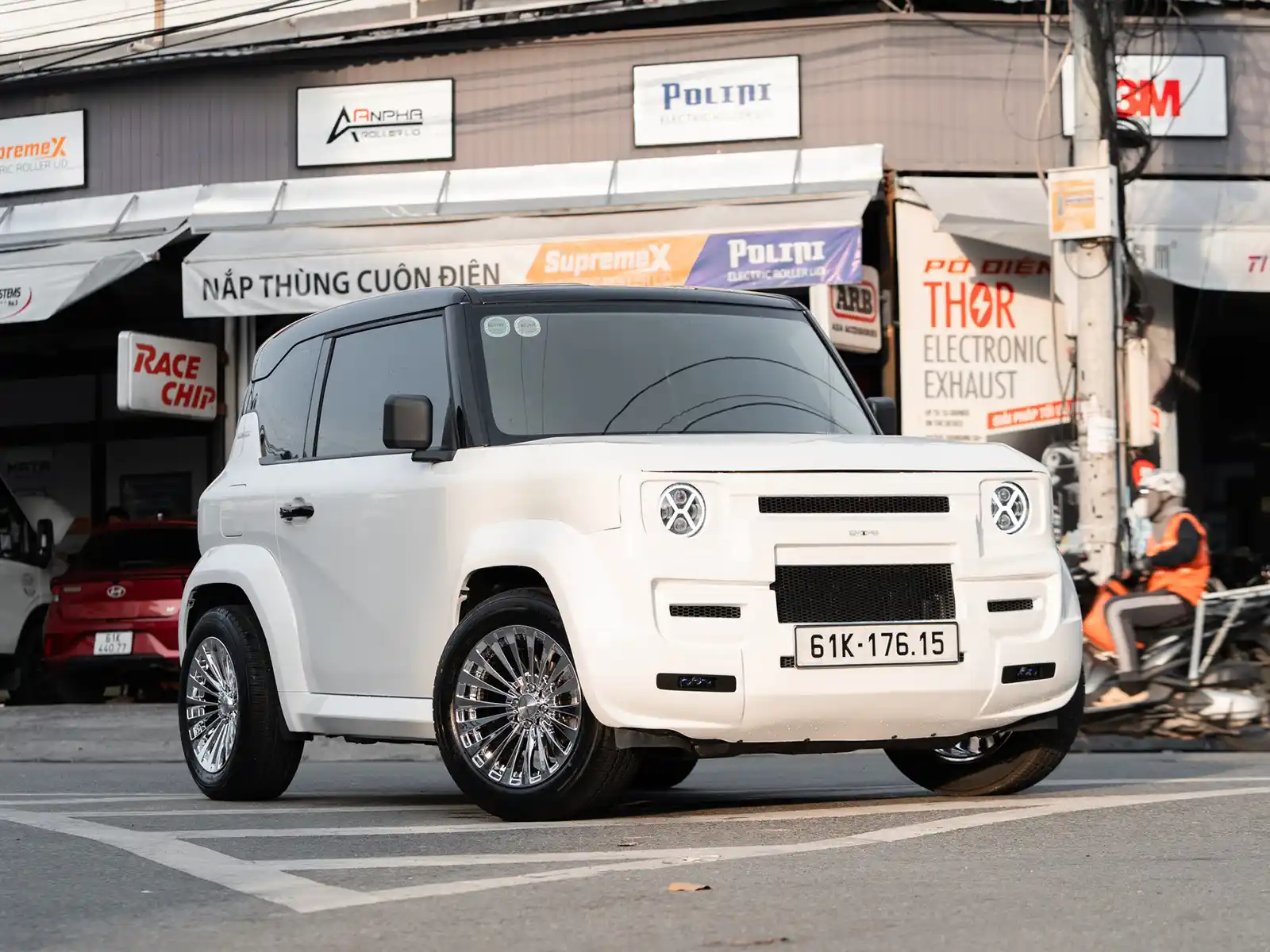 Vinfast Vf3 Độ Mâm Vossen: Diện Mạo Khai Xuân, Chiếm Trọn Spotlight Tết 2026 - Auto365 Bình Dương VinFast VF3 Độ Mâm Vossen: Diện Mạo Khai Xuân, Chiếm Trọn Spotlight Tết 2026