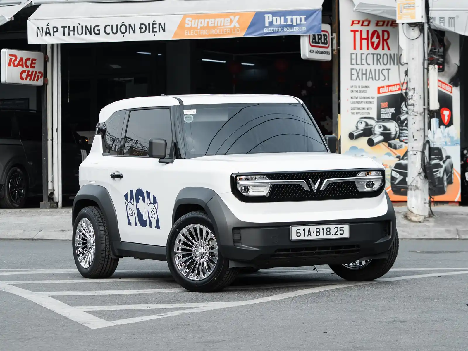 Vinfast Vf3 Độ Mâm Chrome Vossen: Khi Xe Điện Nhỏ Chạm Ngưỡng &Quot;Sang Xịn&Quot; - Auto365 Bình Dương VF3 kết hợp mâm Chrome Vossen